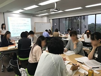 業界専門誌で「女性のキャリア育成」連載しています